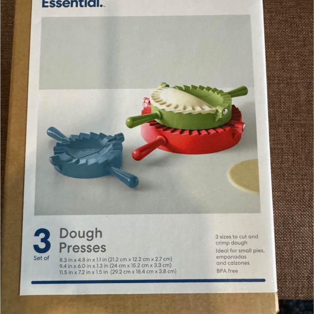 Simply essential set of three dough presses